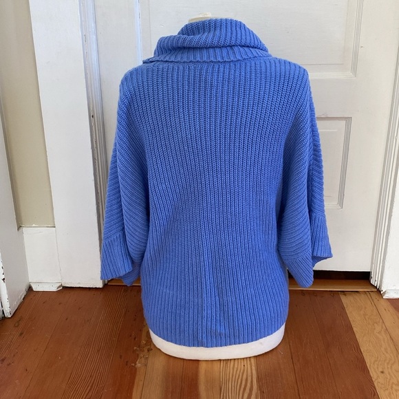 Chico’s Cowl Neck Rabbit Hair Blend Sweater Size 1 (8) - Picture 3 of 4